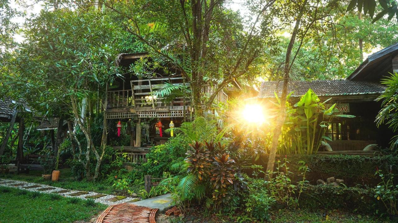 Tongluang Inthanon Homestay โต้งหลวงอินทนนท์โฮมสเตย์ チョームトーン エクステリア 写真