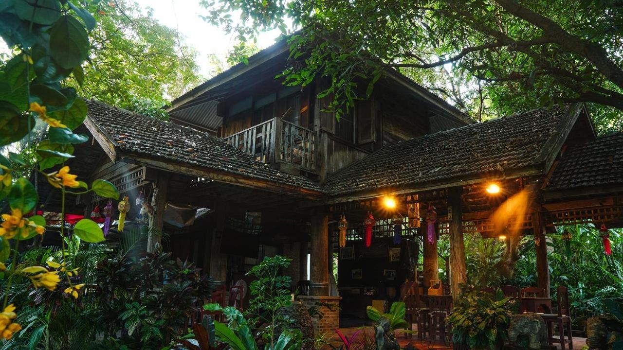 Tongluang Inthanon Homestay โต้งหลวงอินทนนท์โฮมสเตย์ チョームトーン エクステリア 写真