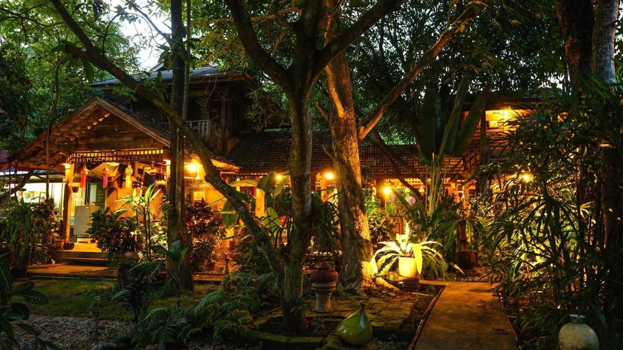 Tongluang Inthanon Homestay โต้งหลวงอินทนนท์โฮมสเตย์ チョームトーン エクステリア 写真